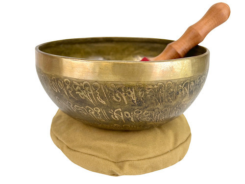 8.25" G/D Note Etched Himalayan Singing Bowl #g12001023